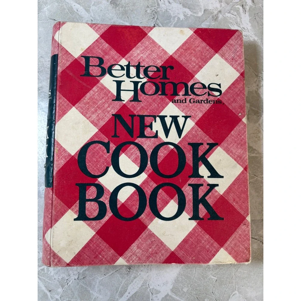 Vintage 1971 Better Homes &‎ Gardens New Cook Book Red Gingham Ring Bound Binder